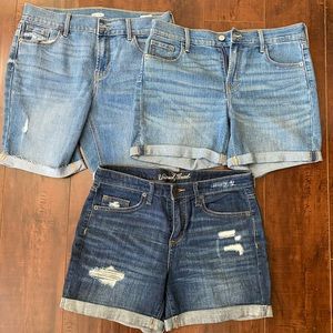 Womens shorts Lot size 6